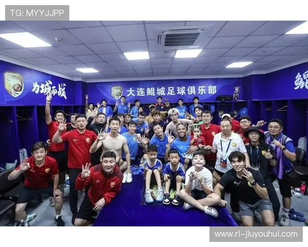 围绕最新大连足球小将阵容全面探析球队青春力量与未来发展前景的
